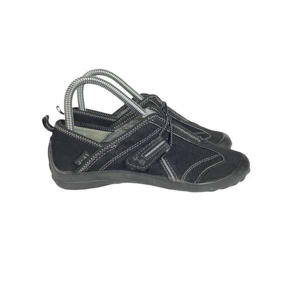 J-41 Adventure On Water Ready Black Mesh Hiking Shoes Woman’s Size 6.5M - Picture 1 of 9